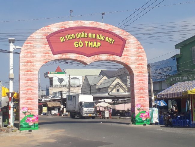 Thi công cổng chào sự kiện tại Gò Tháp Đồng Tháp
