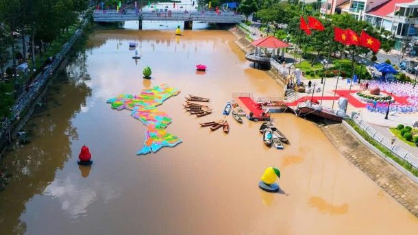 thiết kế thi công hoa đăng đường kính lớn tại Đồng Tháp thiết kế thi công hoa đăng đường kính lớn tại Đồng Tháp